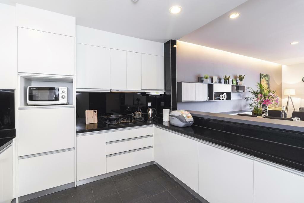 Lancaster Hanoi Service Apartment Экстерьер фото
